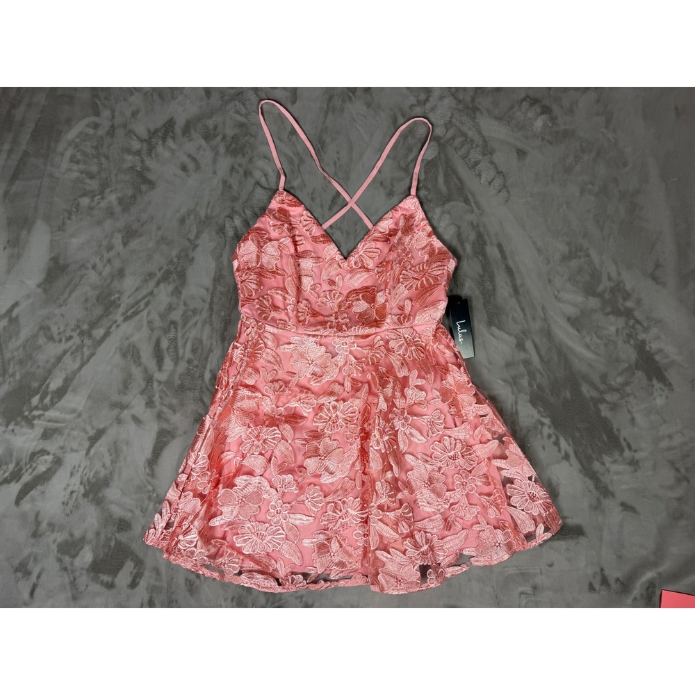 Lulus Coral Pink Floral Lace Cross Back Mini Cocktail Dress Small NWT